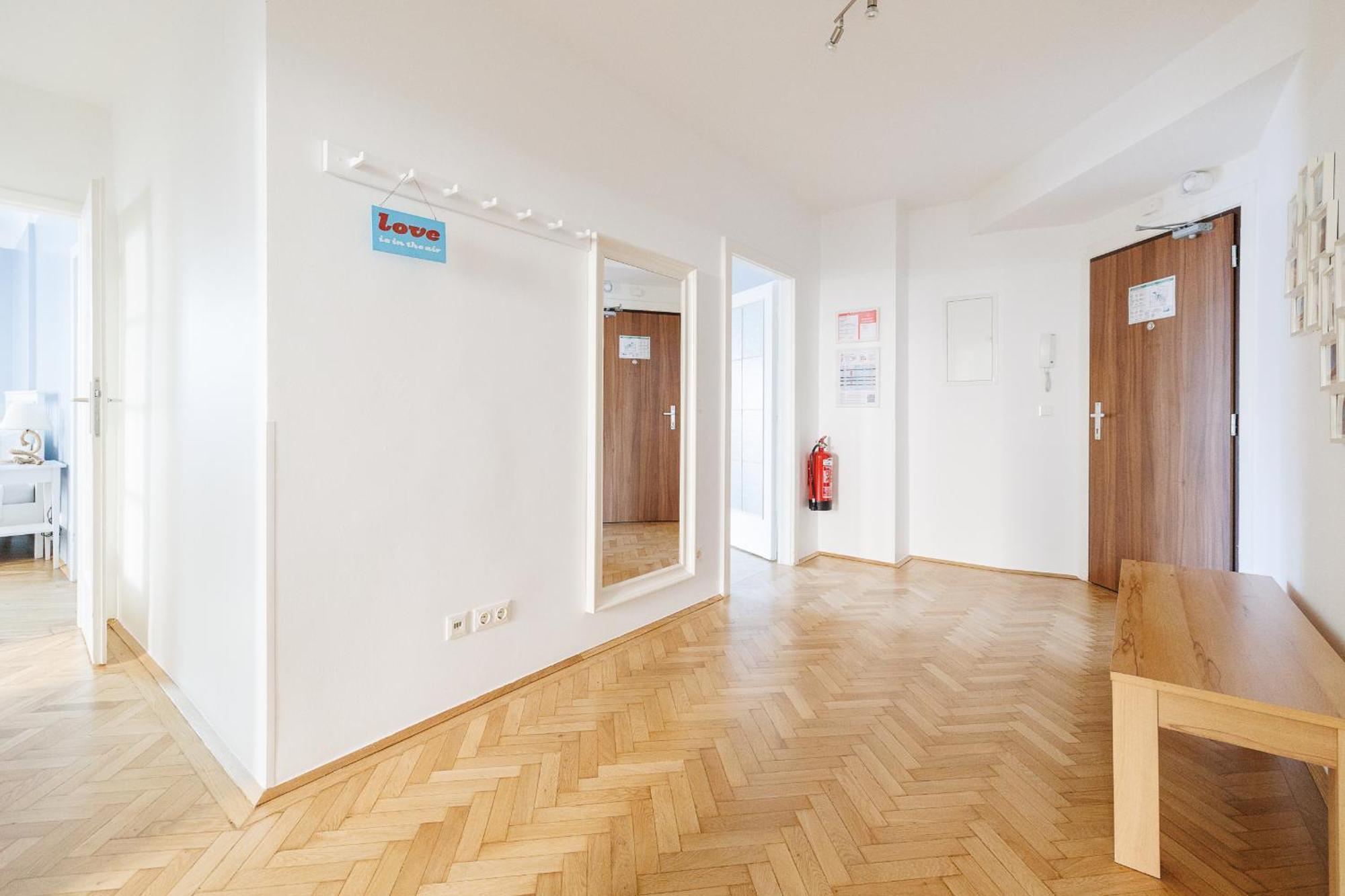Operastreet City Center Apartment Algarve Wina Bagian luar foto